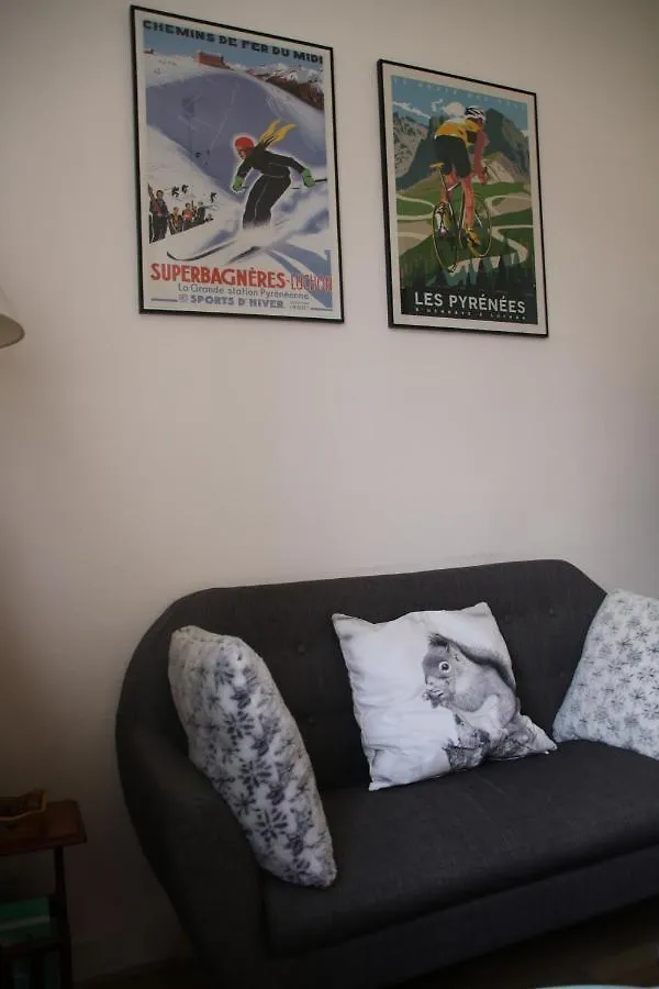 Appartement T4 - Centre De Luchon - 6 Pers - Ski - Randonnee - Cure Bagneres-de-Luchon