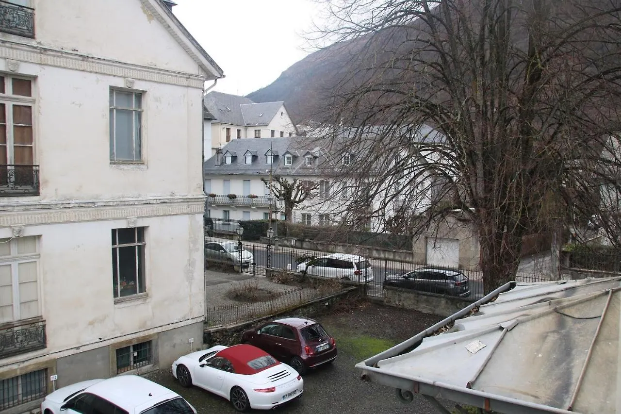 Appartement T4 - Centre De Luchon - 6 Pers - Ski - Randonnee - Cure Bagneres-de-Luchon 0*,  France