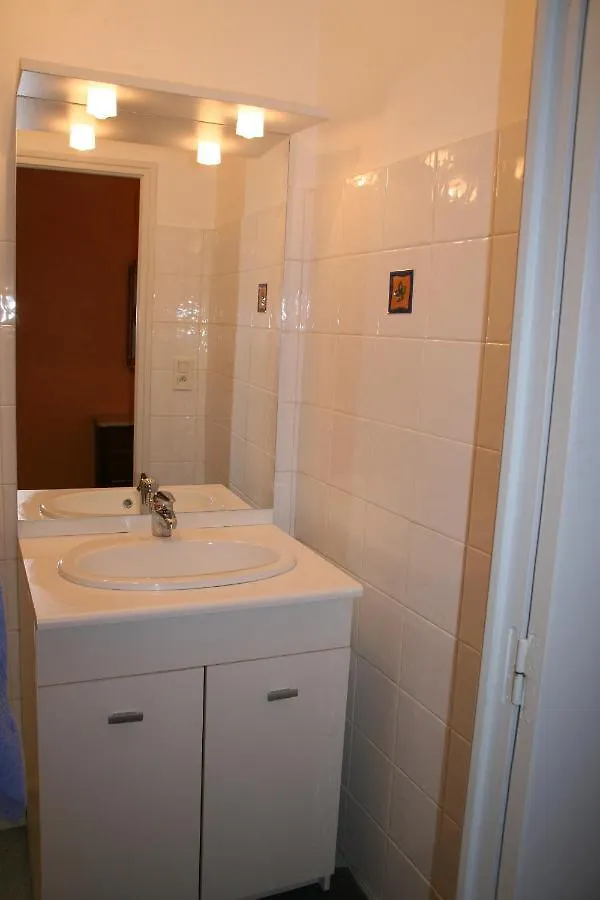 Appartement T4 - Centre De Luchon - 6 Pers - Ski - Randonnee - Cure Bagneres-de-Luchon Apartment