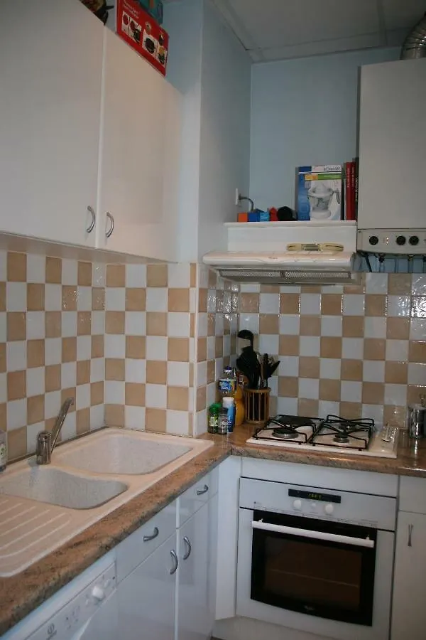 Appartement T4 - Centre De Luchon - 6 Pers - Ski - Randonnee - Cure Bagneres-de-Luchon 0*,  France
